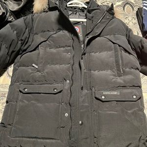 Canada goose puffer